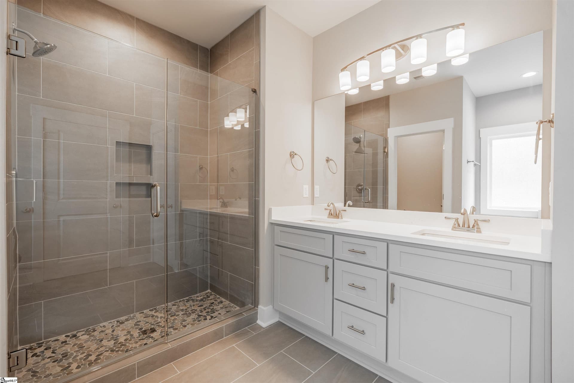 Property image 5 at 132 Willett Trail, Taylors, SC 29687