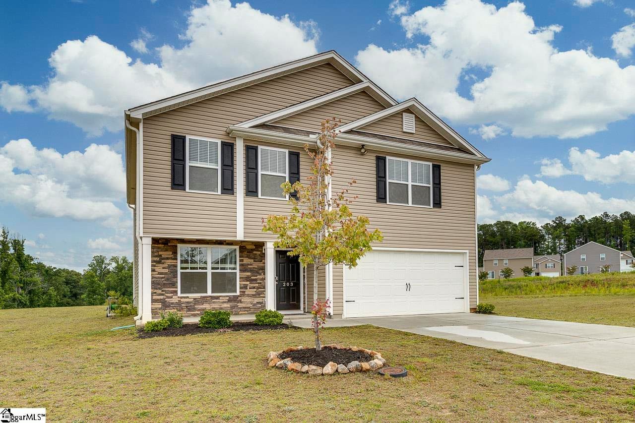 Property image 2 at 203 Yellow Branch Trail, Piedmont, SC 29673