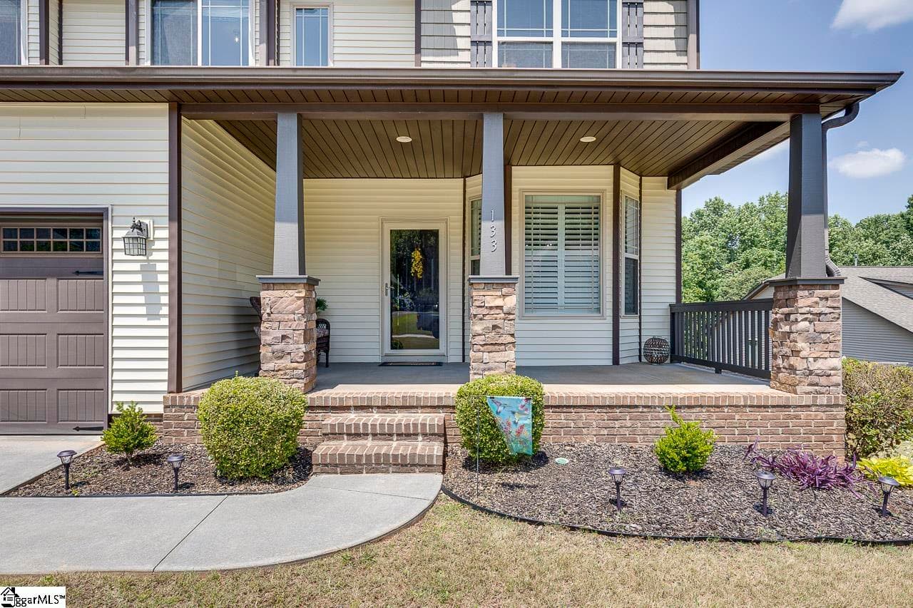 Property image 4 at 133 Stoneledges Lane, Taylors, SC 29687