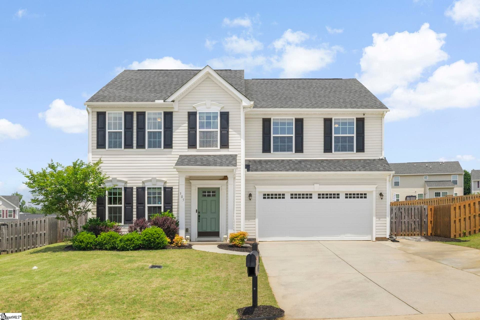 305 Vicksburg Drive