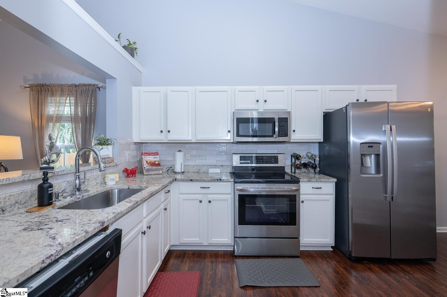 Property image 5 at 206 Manhassett Court, Greenville, SC 29607