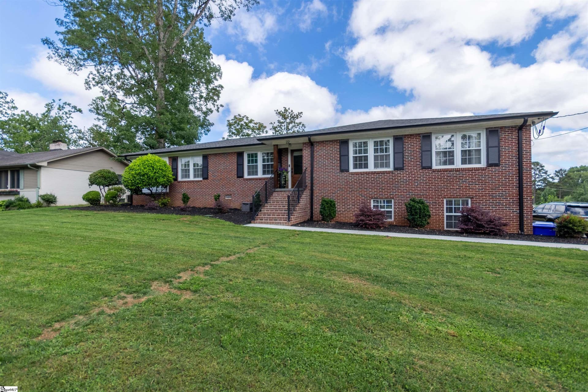 Property image 2 at 22 Lockwood Avenue, Greenville, SC 29607