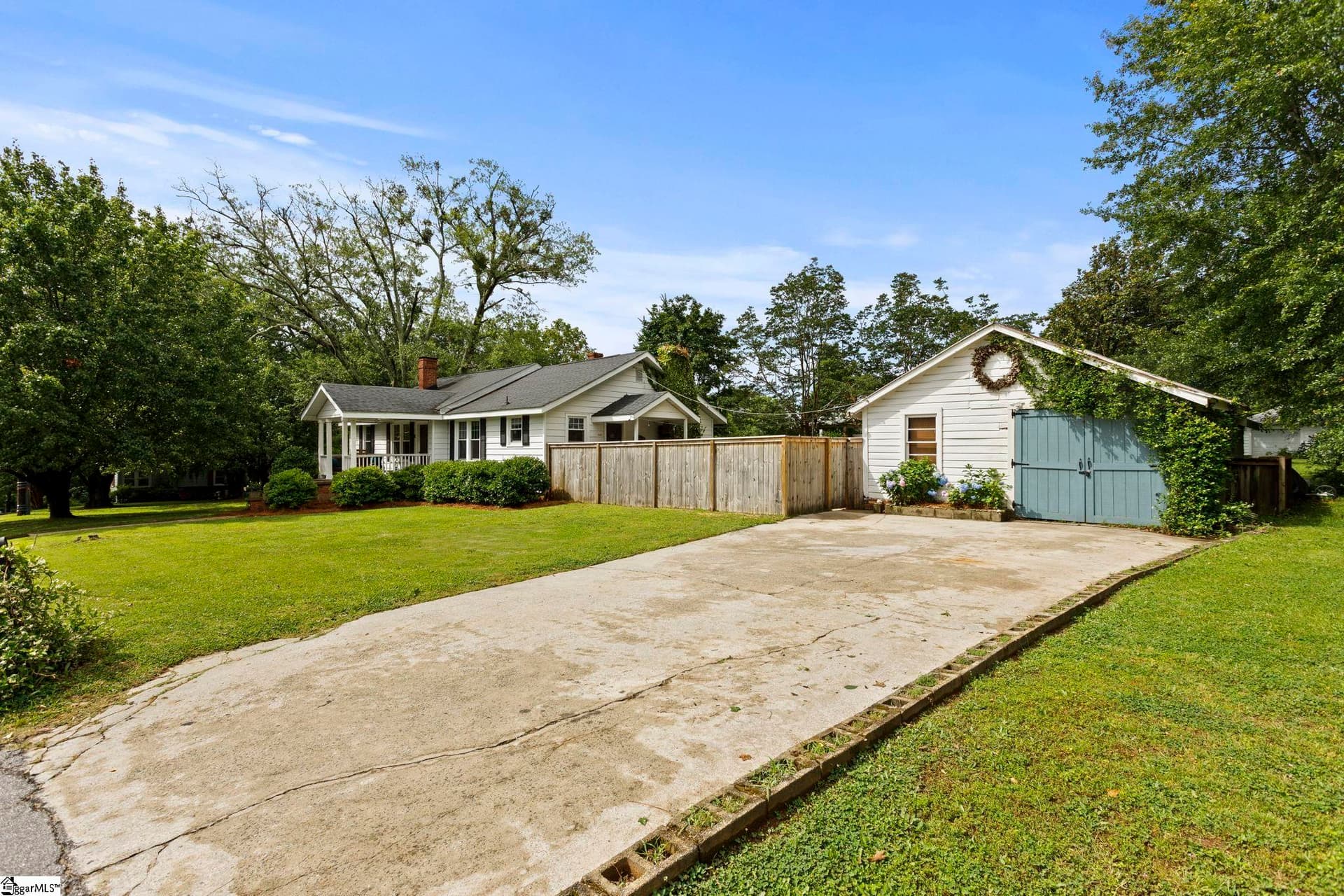 Property image 5 at 10 Keith Drive, Greenville, SC 29607