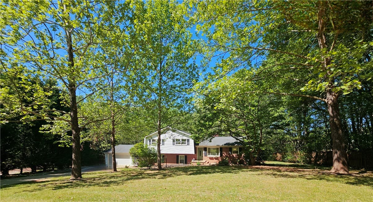 Property image 2 at 104 Parkwood Court, Anderson, SC 29625