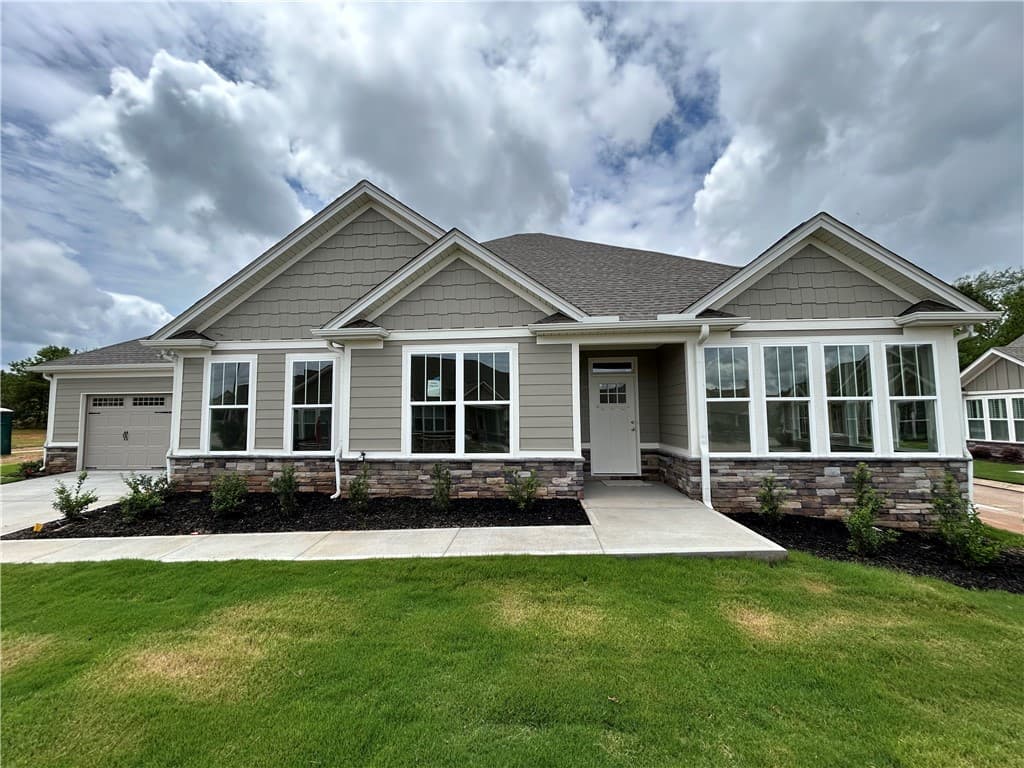 Property image 1 at 241 Meridian Way, Seneca, SC 29672