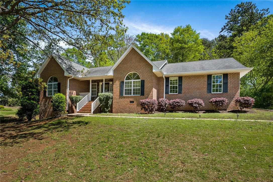 Property image 1 at 413 Arbor Way, Seneca, SC 29672