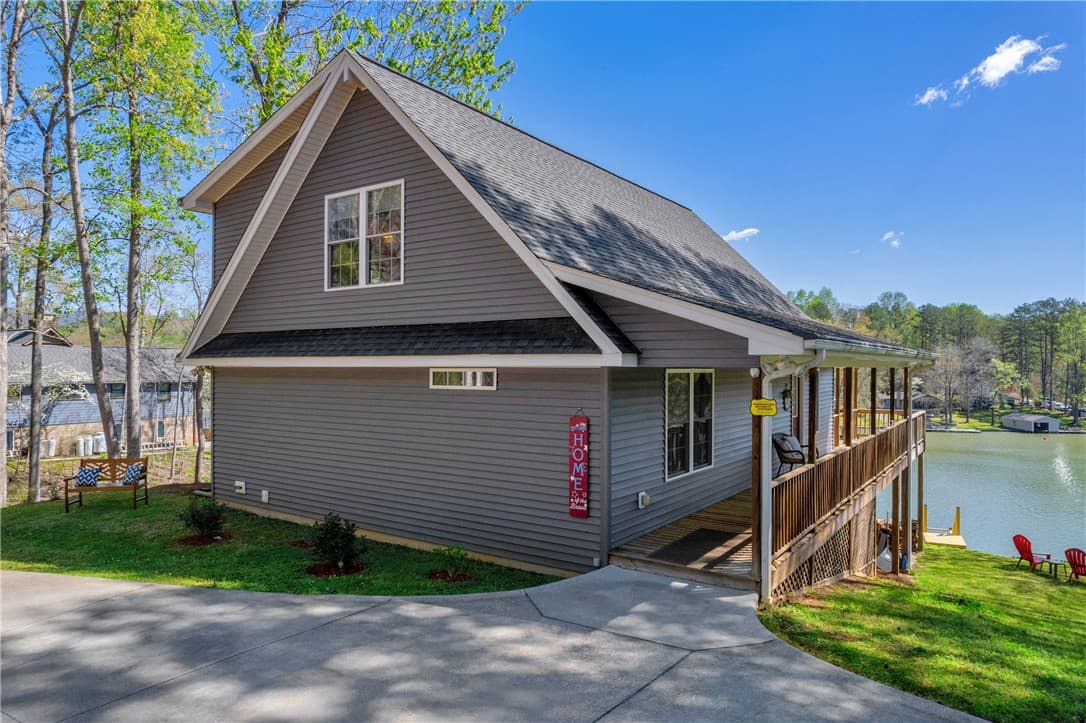 Property image 2 at 229 Jumping Branch Road, Tamassee, SC 29686