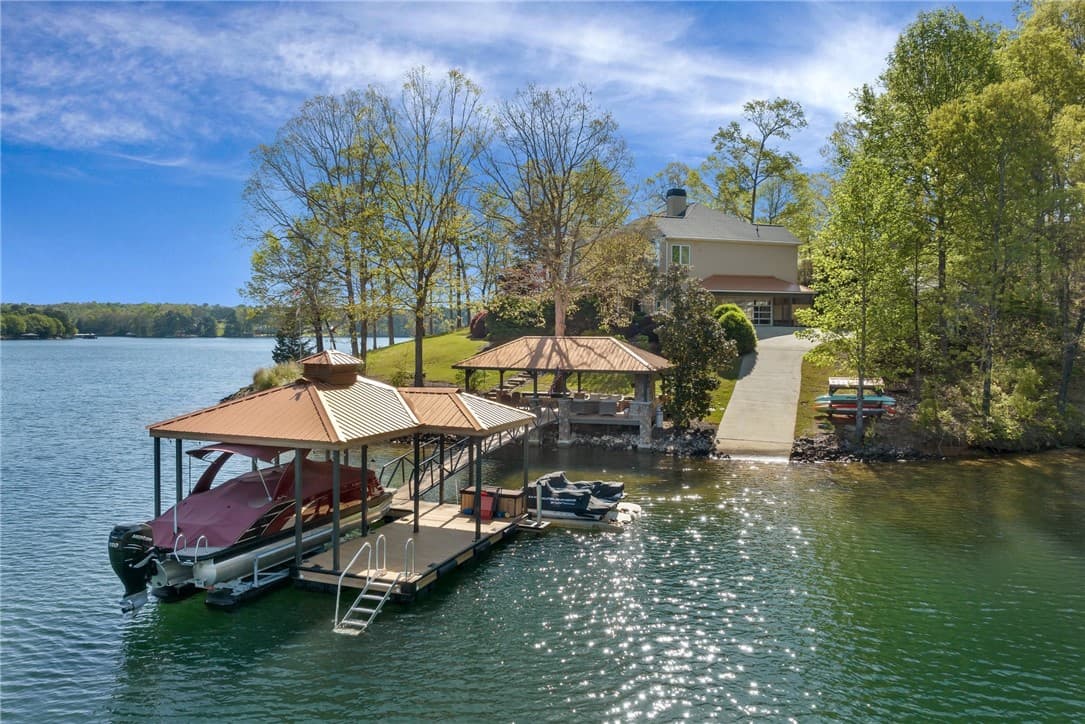 Property image 2 at 710 Topaz Court, Seneca, SC 29672