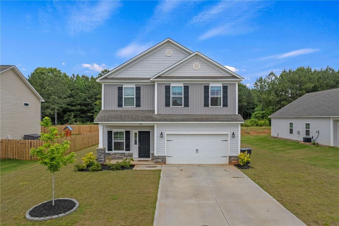 Belvedere, Anderson Community