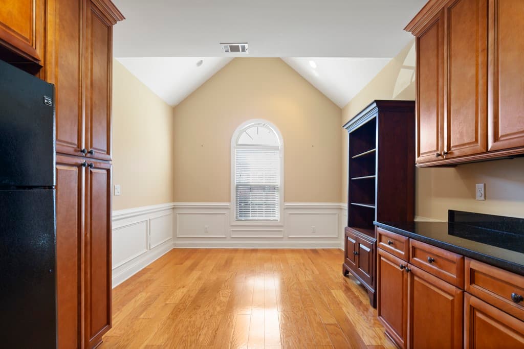 Property image 3 at 324 Canterbury Lane, Seneca, SC 29672