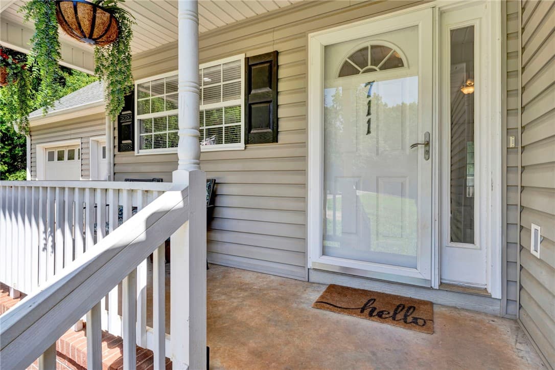 Property image 4 at 711 Sunny Shore Lane, Anderson, SC 29621