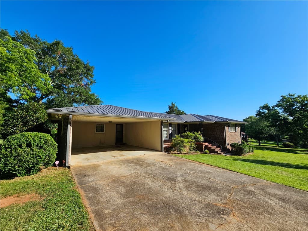 Property image 2 at 609 Parkwood Drive, Anderson, SC 29625
