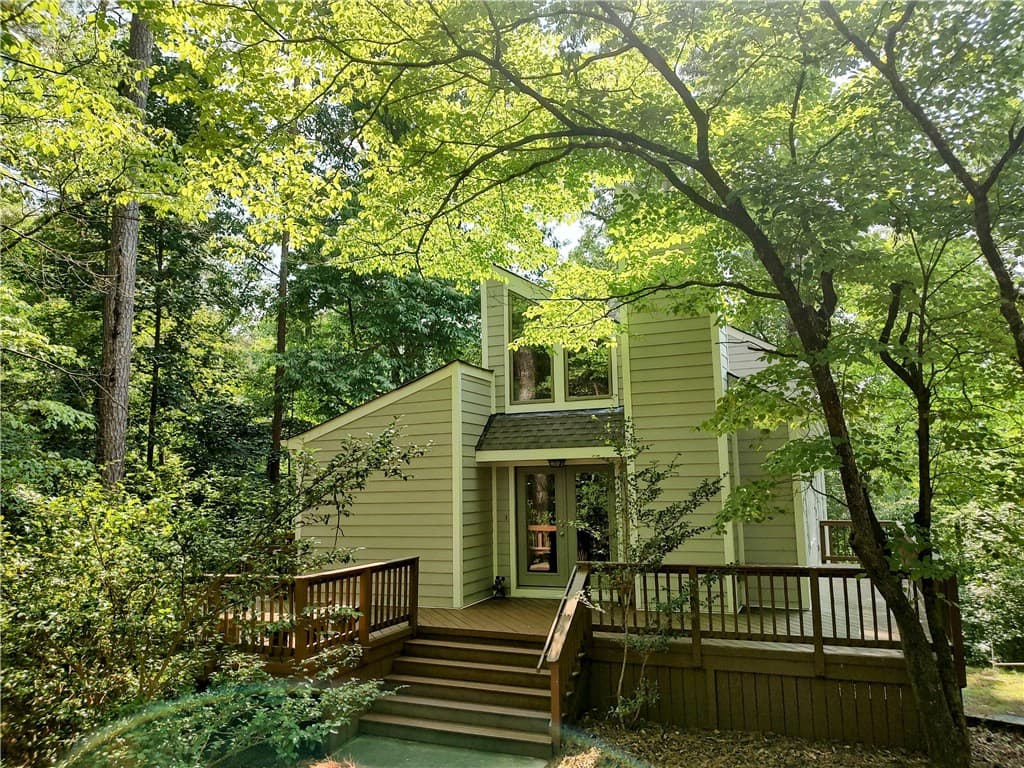Property image 1 at 1519 Woodbury Road, Seneca, SC 29672