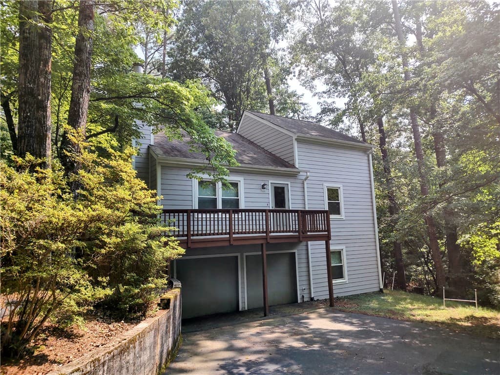 Property image 2 at 1519 Woodbury Road, Seneca, SC 29672