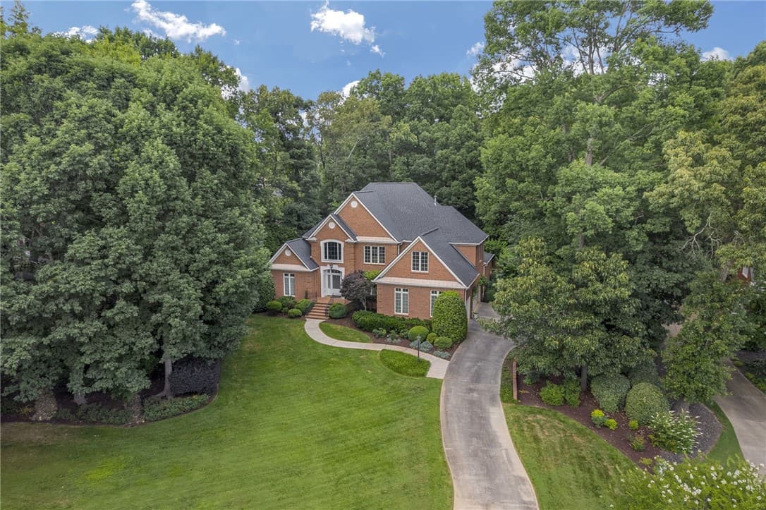 Property image 2 at 203 Stonebrook Farm Way, Greenville, SC 29615