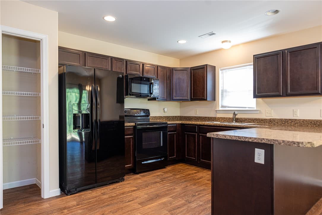 Property image 3 at 602 Sandstone Drive, Seneca, SC 29678