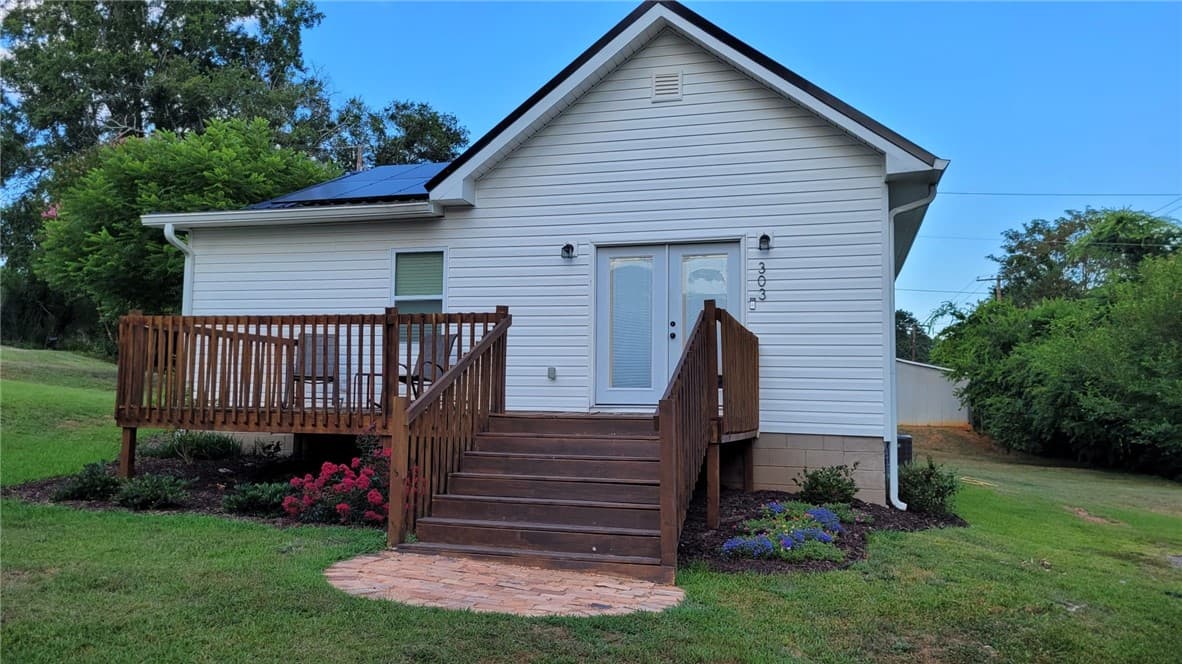 Property image 1 at 303 Church Street, Pendleton, SC 29670