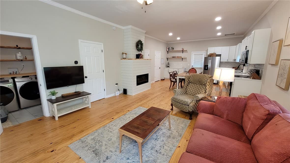 Property image 4 at 303 Church Street, Pendleton, SC 29670