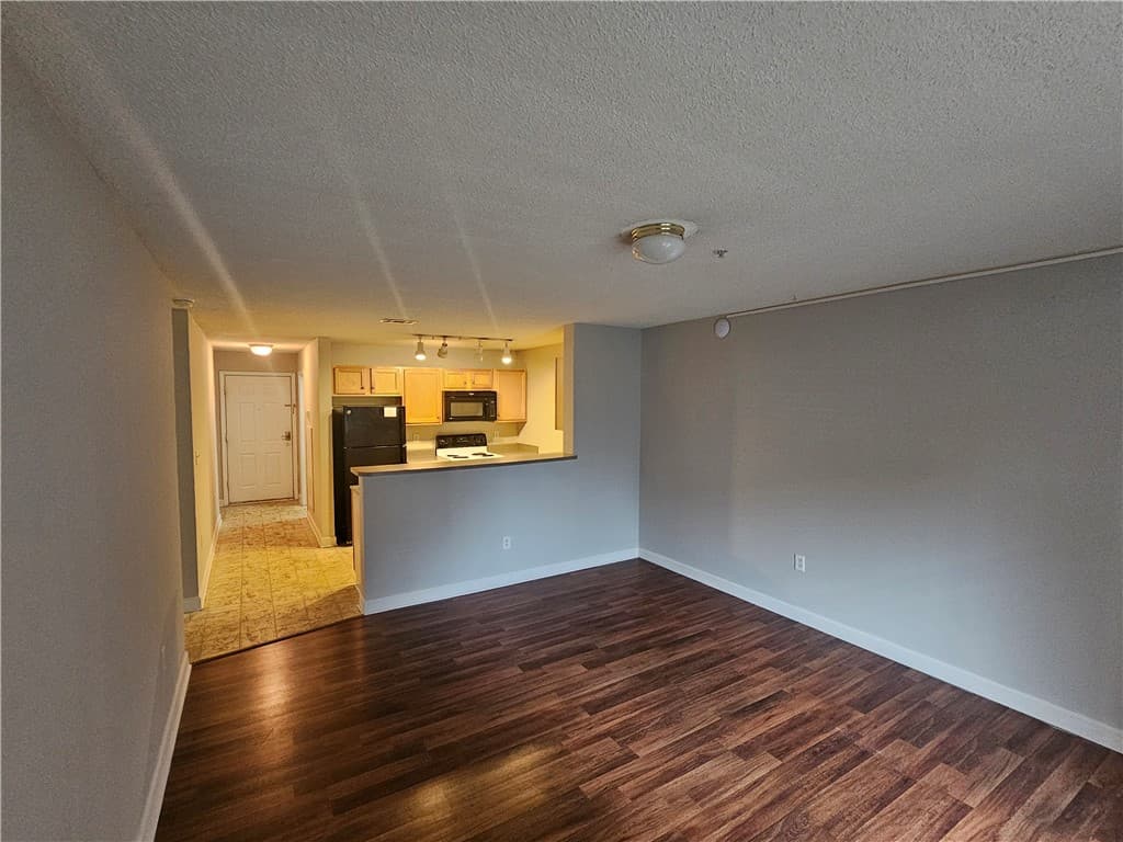 Property image 4 at 811 Harts Cove Way, Seneca, SC 29678