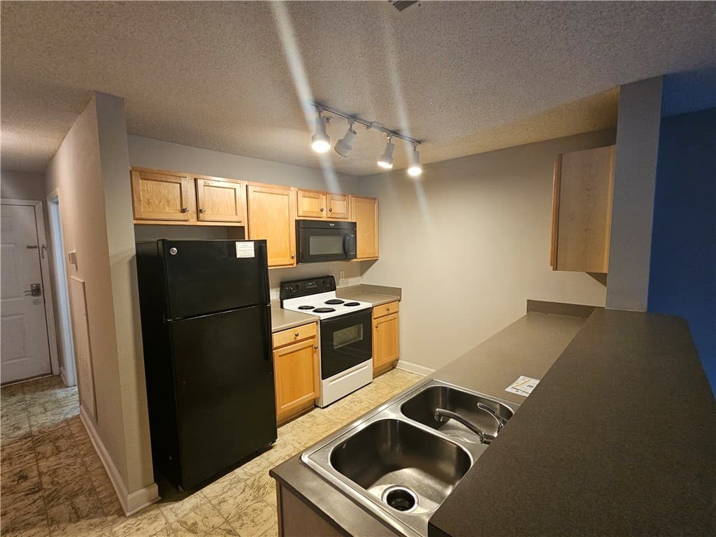 Property image 5 at 811 Harts Cove Way, Seneca, SC 29678
