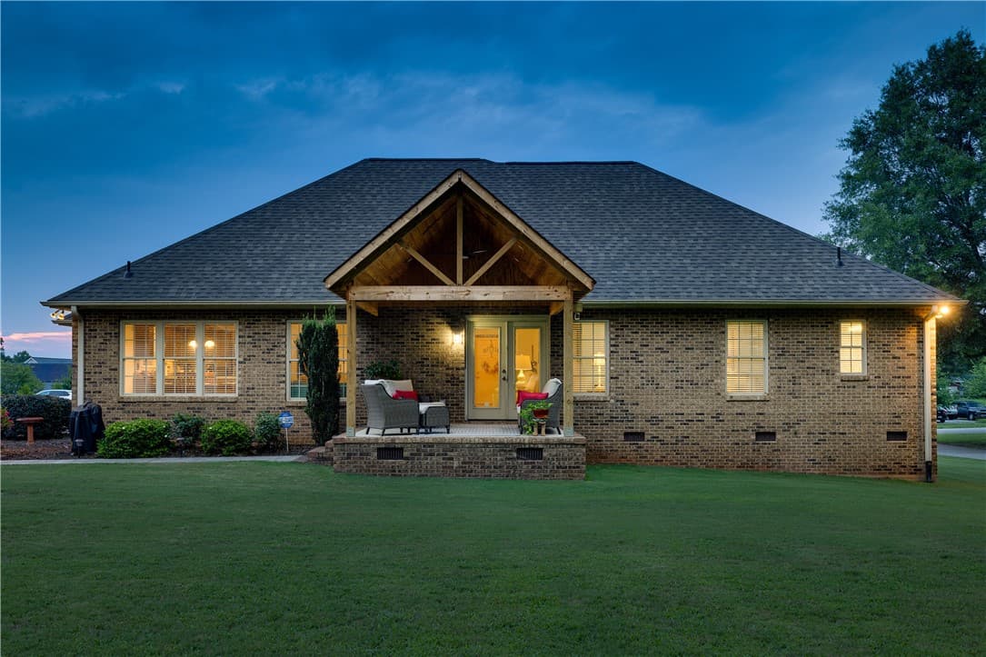 Property image 3 at 105 Woods Way, Anderson, SC 29625