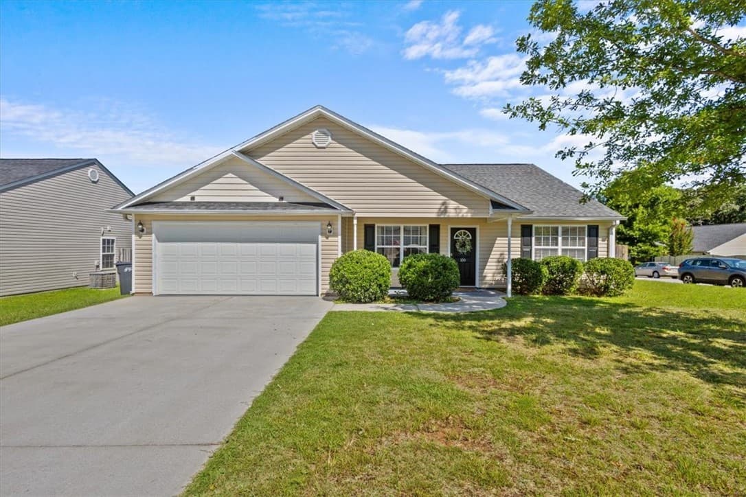 Property image 1 at 100 Apa Way, Greenville, SC 29611