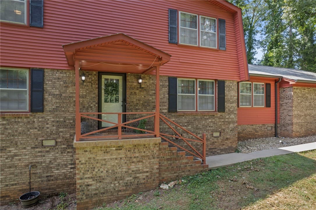 Property image 4 at 203 Timberlake Road, Anderson, SC 29625