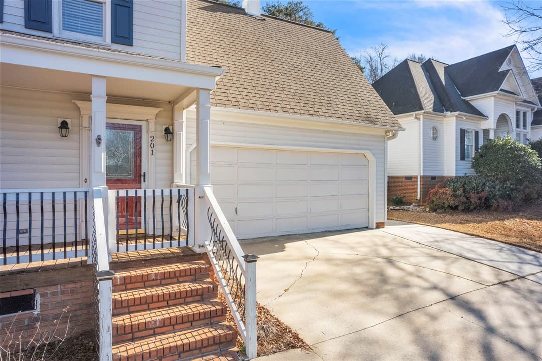 Property image 2 at 201 Stone River Way, Taylors, SC 29687