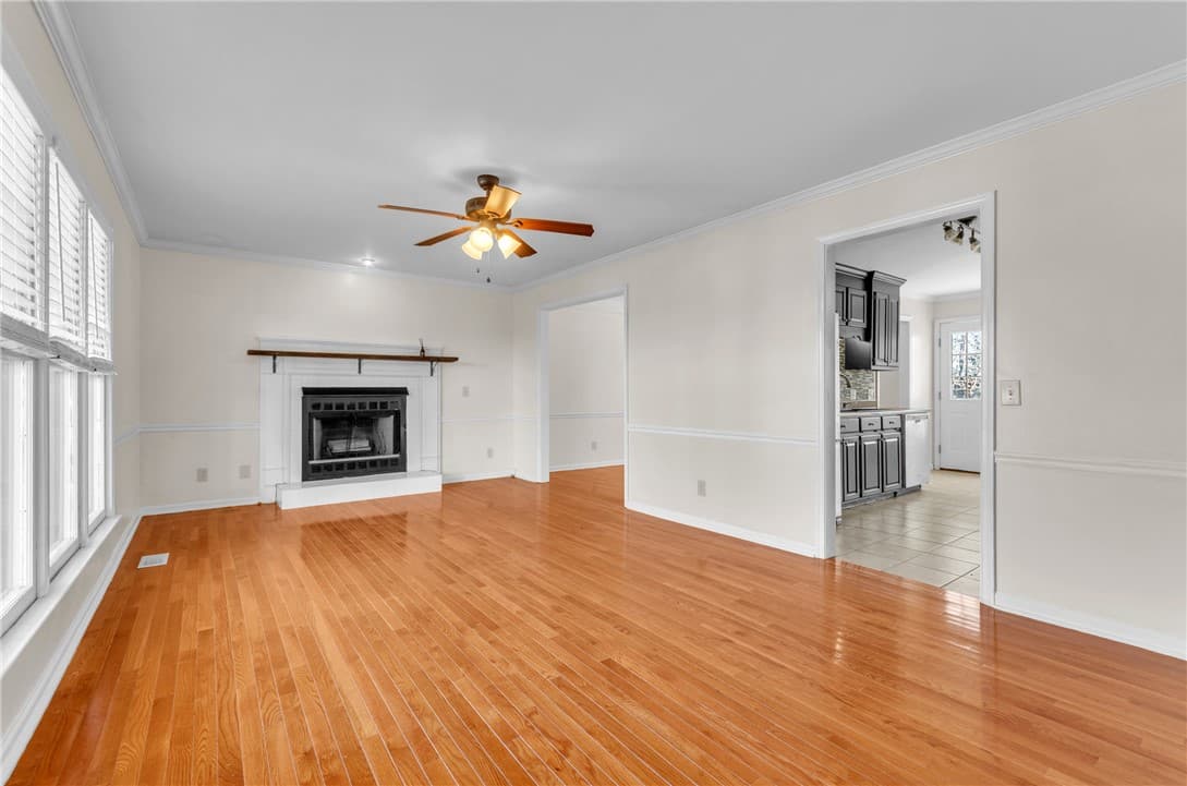 Property image 4 at 201 Stone River Way, Taylors, SC 29687