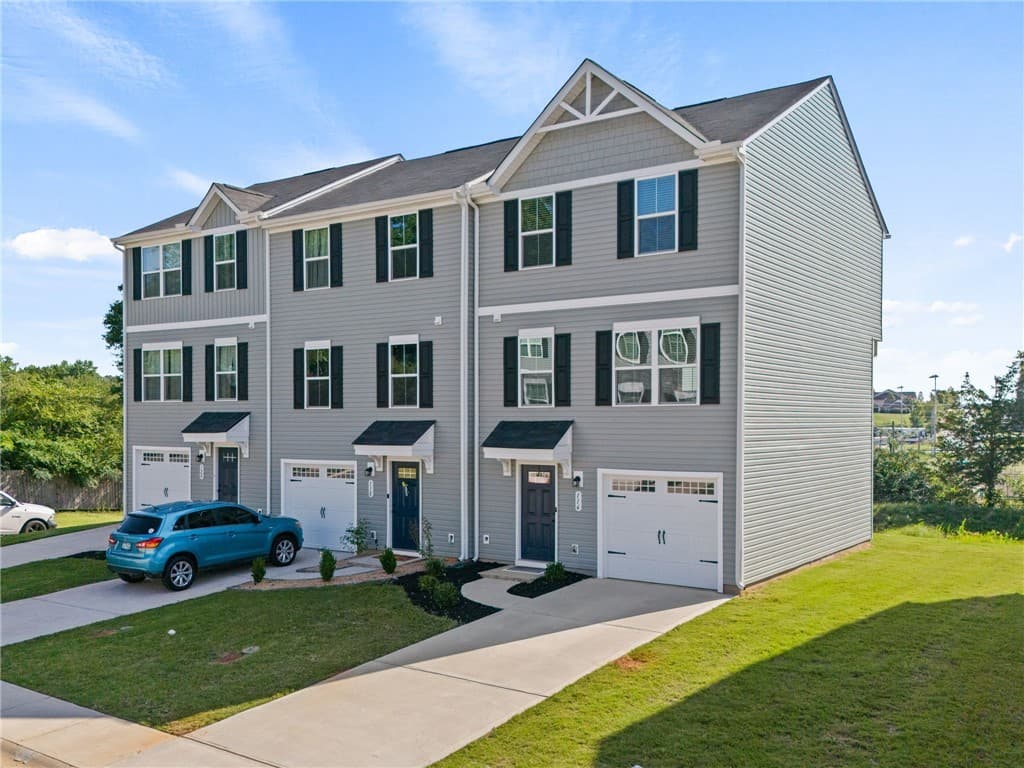 Property image 1 at 116 Sligh Way, Easley, SC 29642