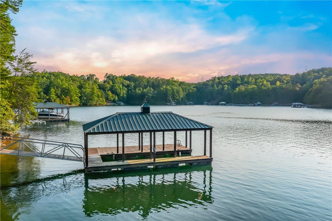 Property image 3 at 606 Majesty Court, Salem, SC 29676