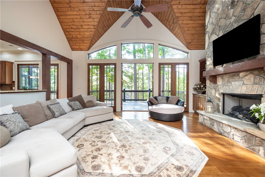 Property image 4 at 606 Majesty Court, Salem, SC 29676