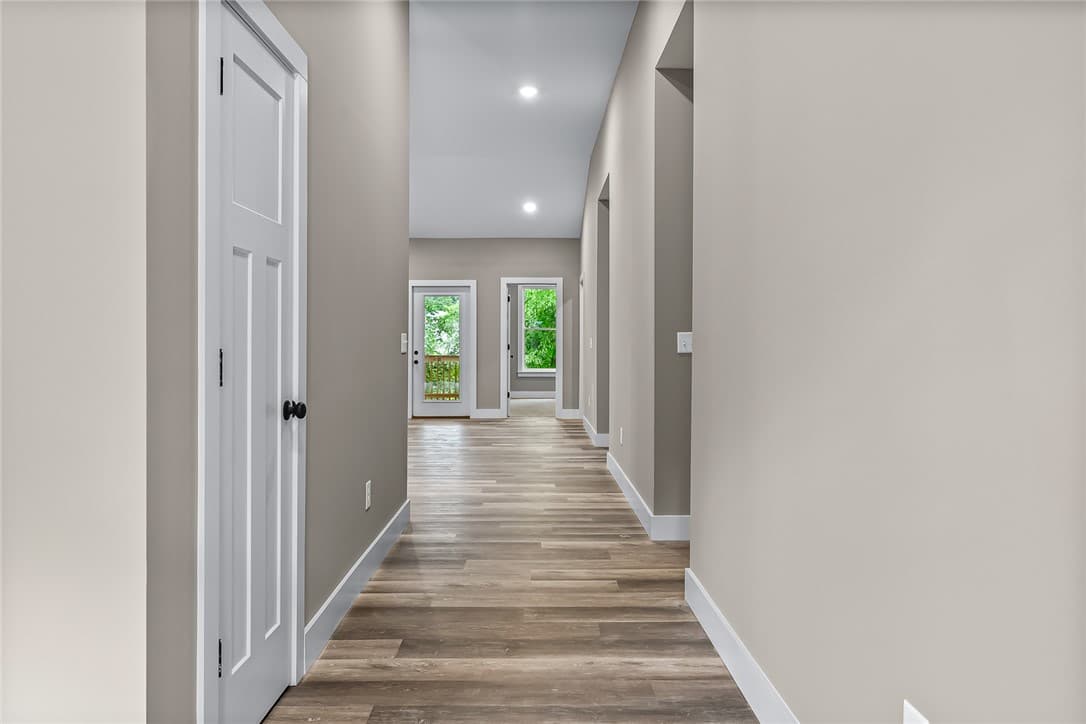 Property image 3 at 156 Grand Oak Circle, Pendleton, SC 29670