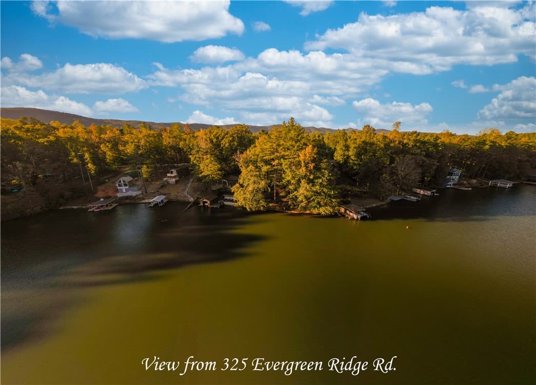 Lake Cherokee, Tamassee Community