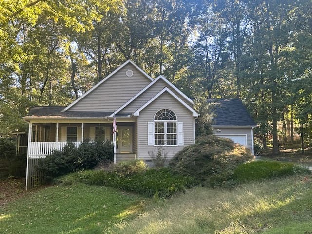 Property image 1 at 905 Crestview Drive, Seneca, SC 29678