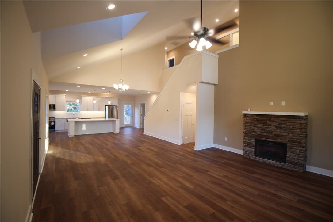 Property image 5 at 18003 Clermont Circle, Seneca, SC 29678