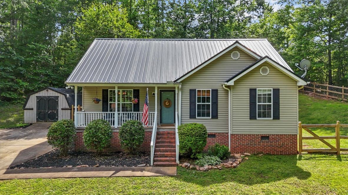 Pleasant View, Pickens Community