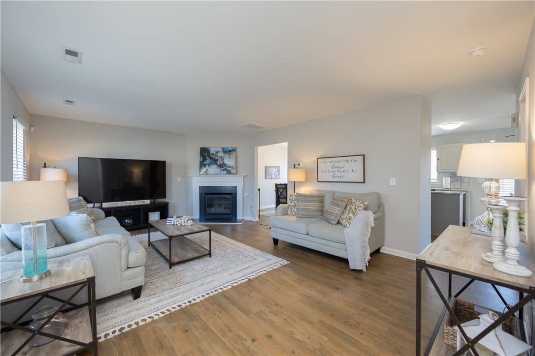 Property image 3 at 513 Flanders Court, Greenville, SC 29607