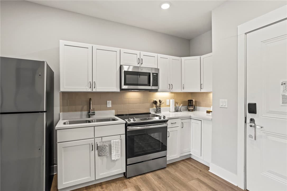 Property image 3 at 13500 Clemson Boulevard, Seneca, SC 29678