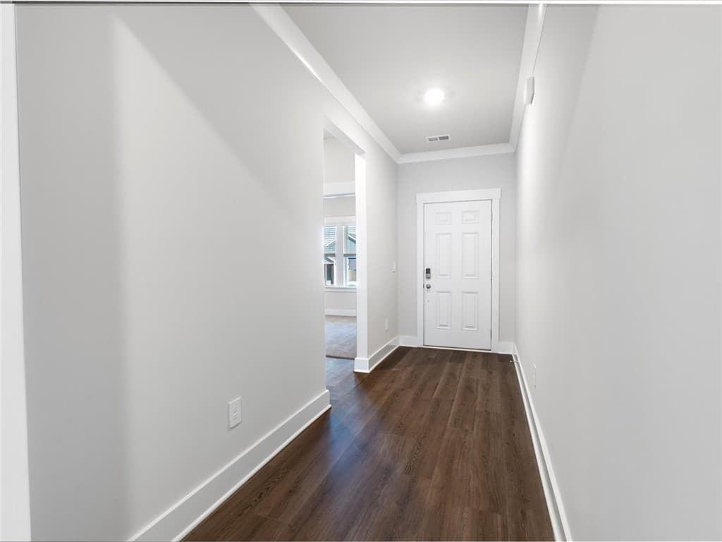 Property image 3 at 1030 Hillcraft Drive, Greer, SC 29651