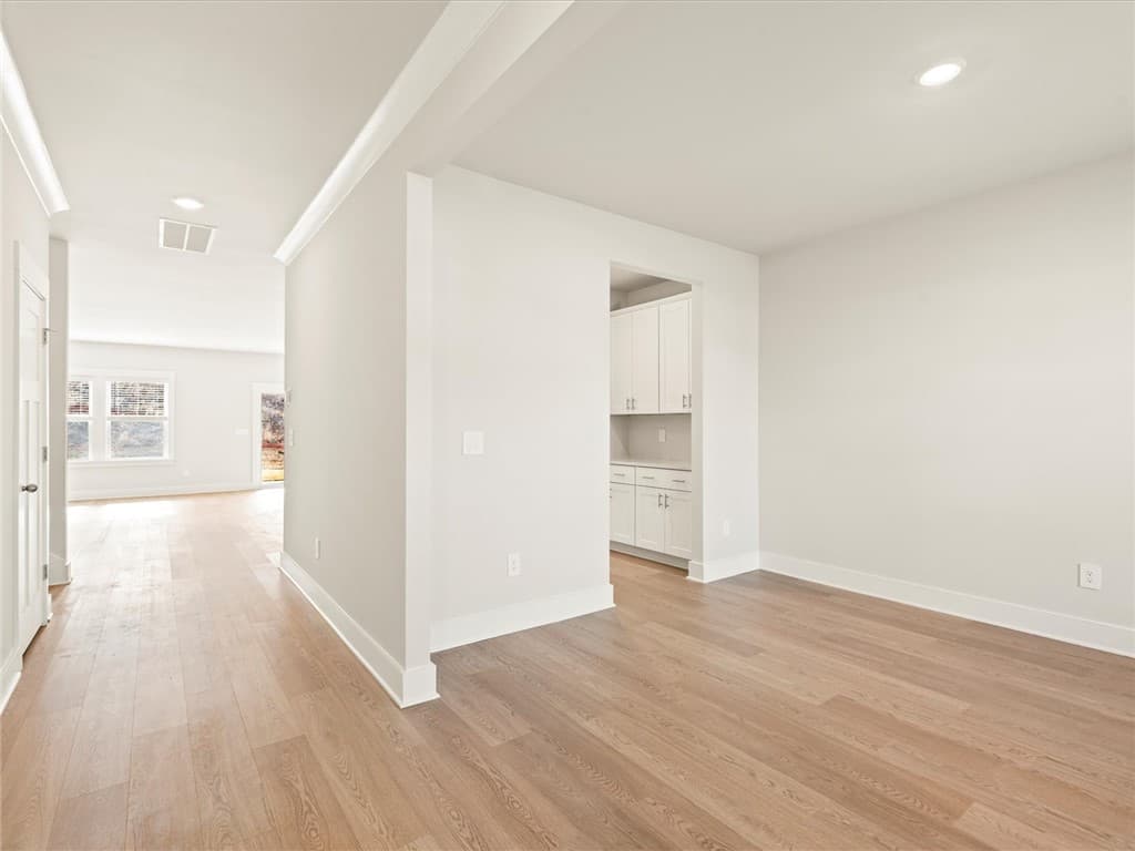 Property image 3 at 905 Burghley Circle, Greer, SC 29651