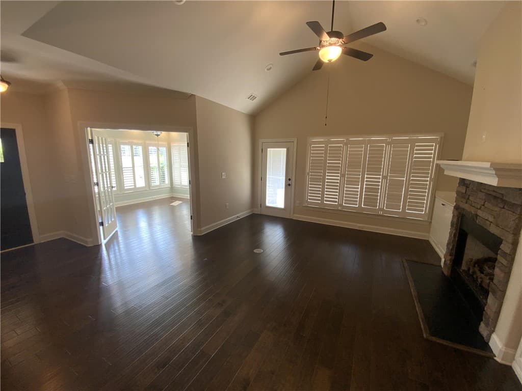 Property image 2 at 210 Meridian Way, Seneca, SC 29672