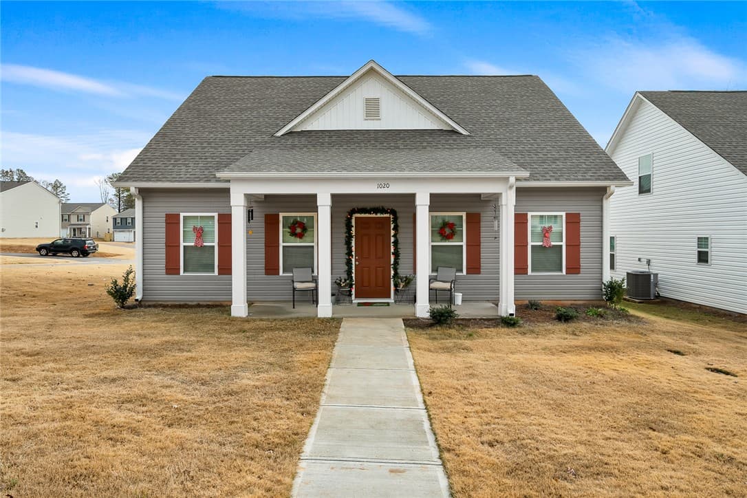 Property image 2 at 1020 Fairfield Drive, Seneca, SC 29678