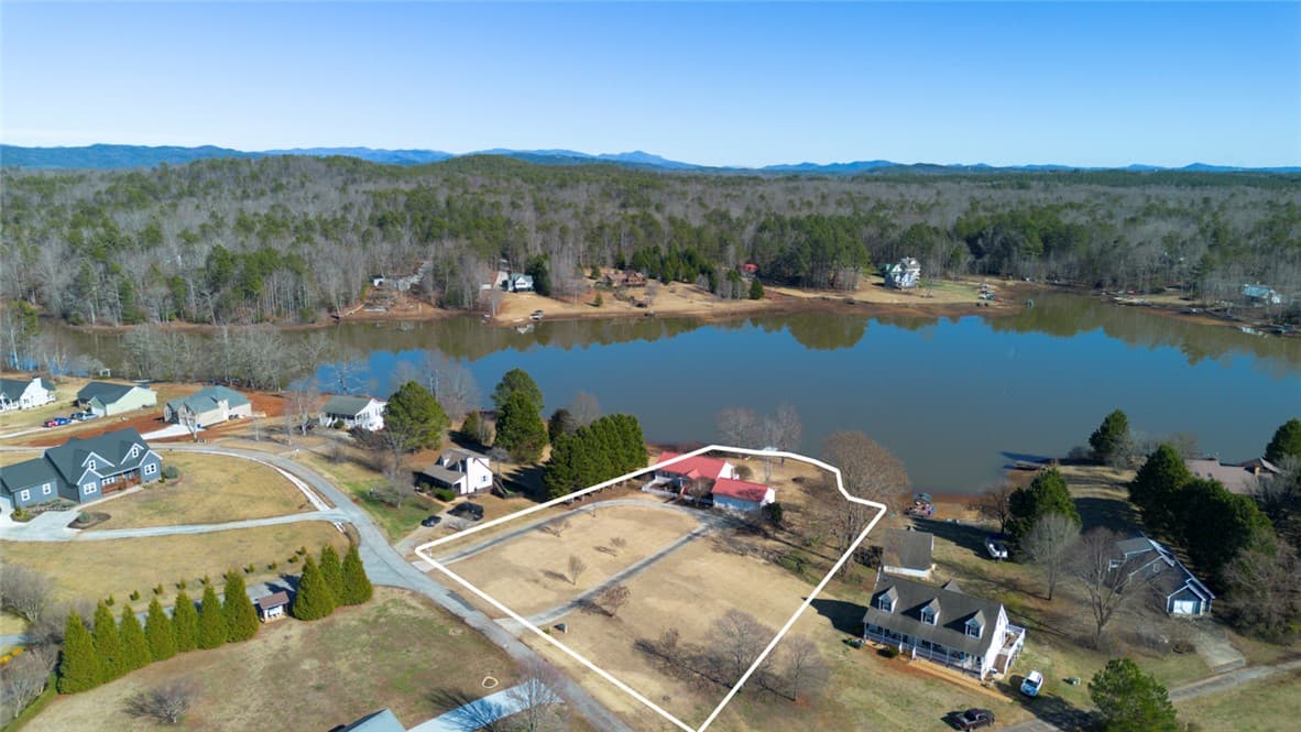 Property image 4 at 201 The Bear Boulevard, Tamassee, SC 29686
