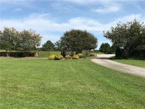 Property image 5 at 613 The Bear Boulevard, Tamassee, SC 29686