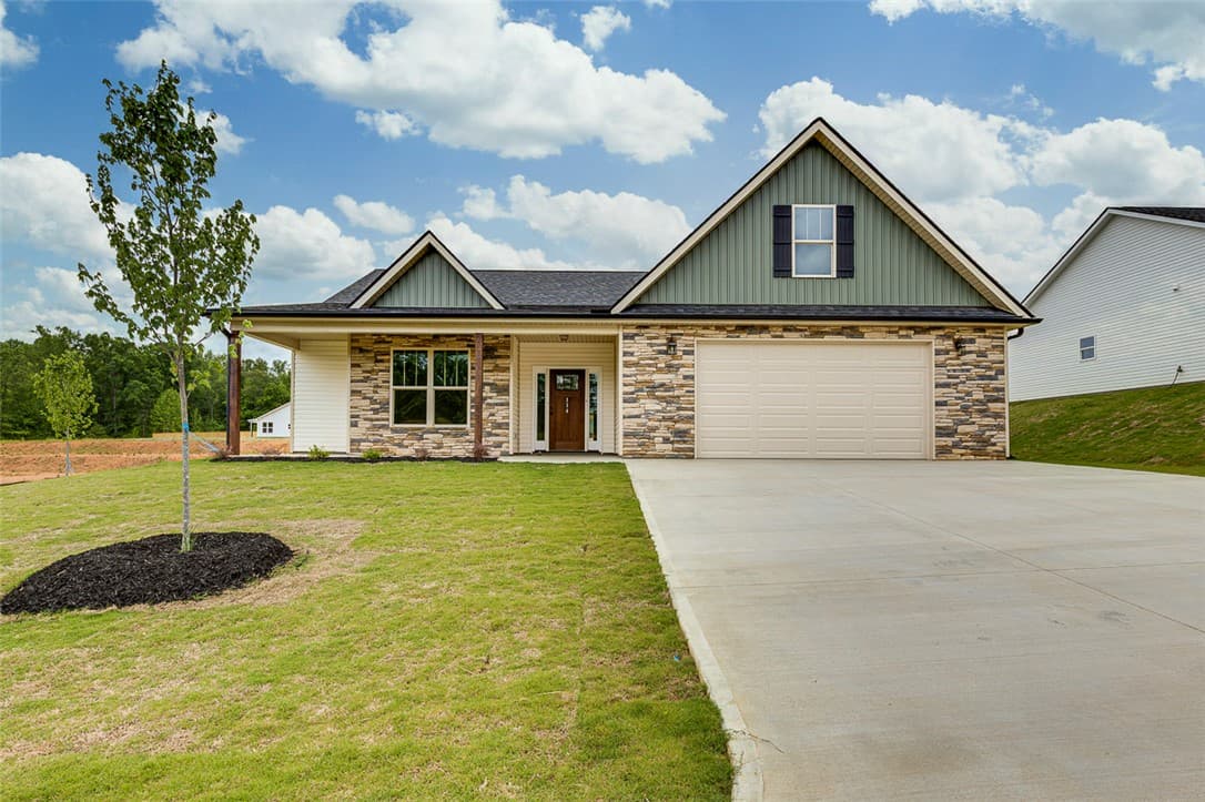 Legacy Farms, Pickens Community