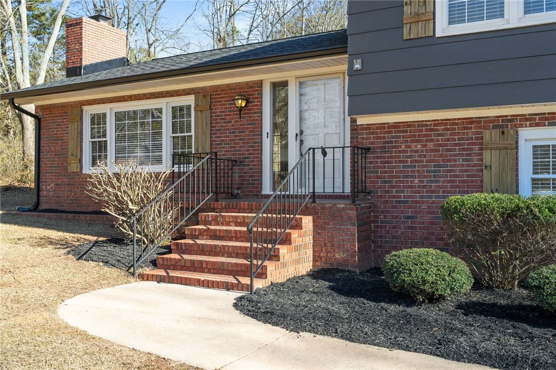Property image 2 at 109 King Arthur Drive, Anderson, SC 29621