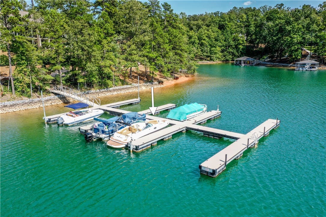 Property image 3 at 815 Little Bay Lane, Seneca, SC 29672