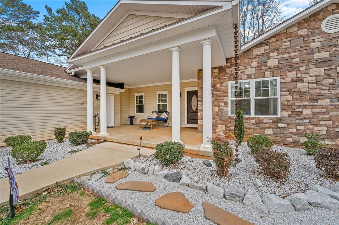 Property image 3 at 108 Indian Trail Road, Seneca, SC 29672