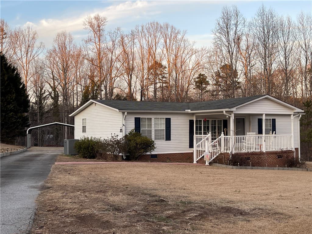 Property image 2 at 109 Woodstream Lane, Easley, SC 29640